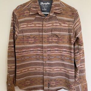 Wrangler Retro Premium Earth-Tone Shirt